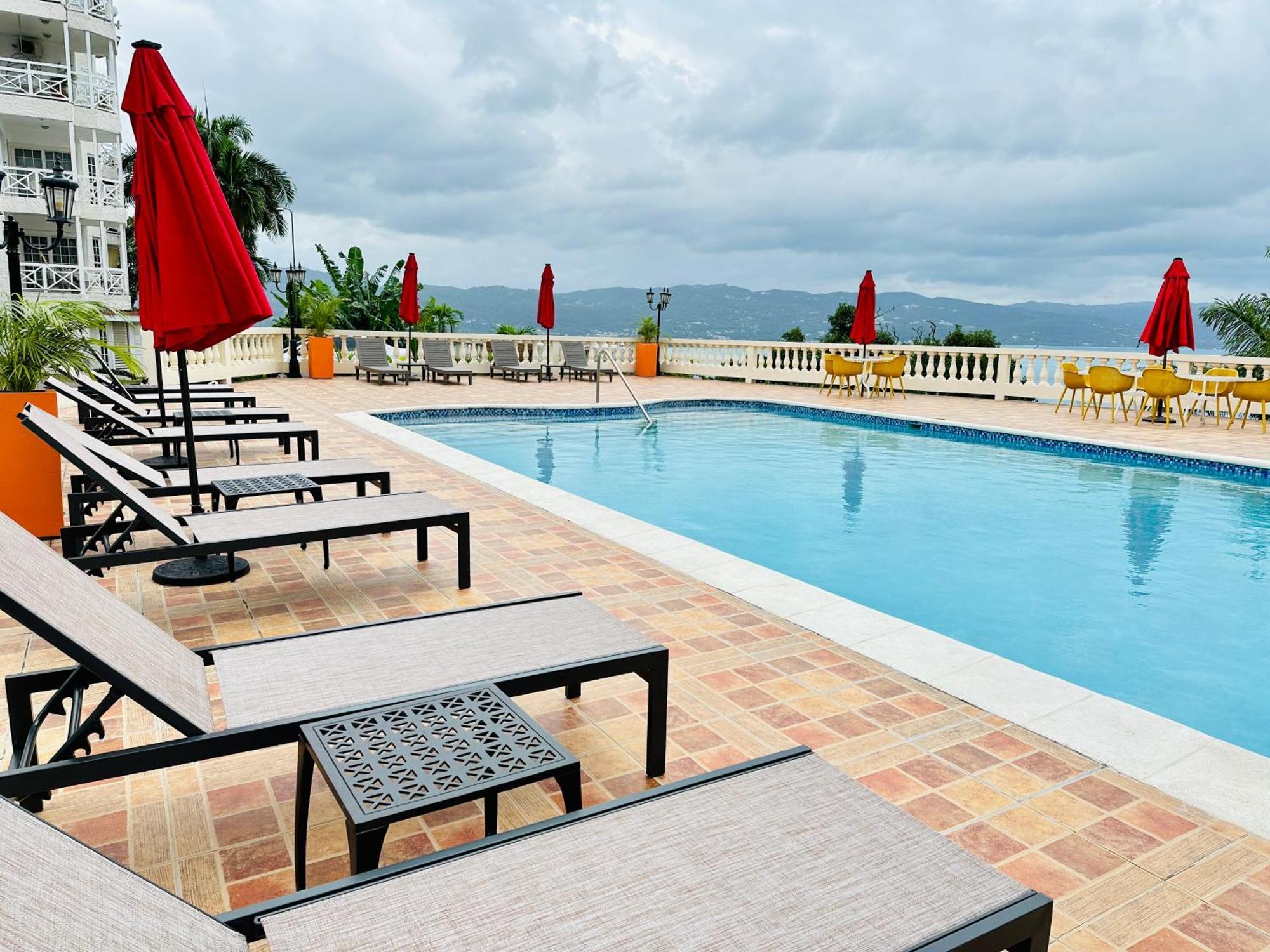 Falcon Shoreline- Airport Pickup Available - Gated-Security Montego Bay Exterior foto